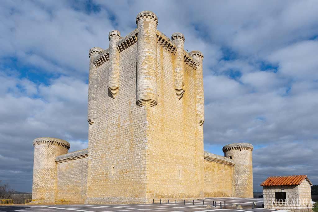 Castillo de Torrelobatón en Valladolid