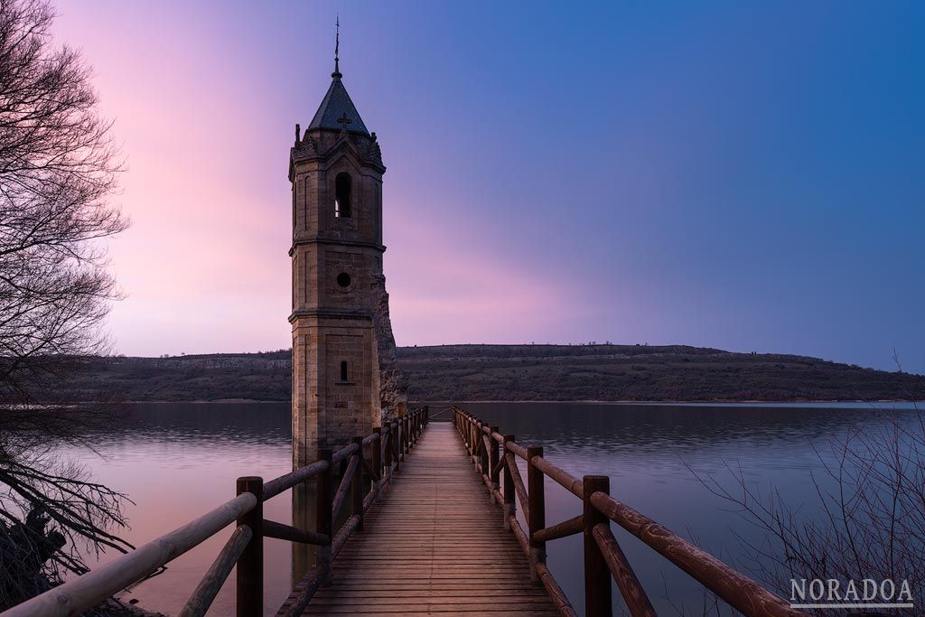 Catedral de los Peces en el pantano del Ebro