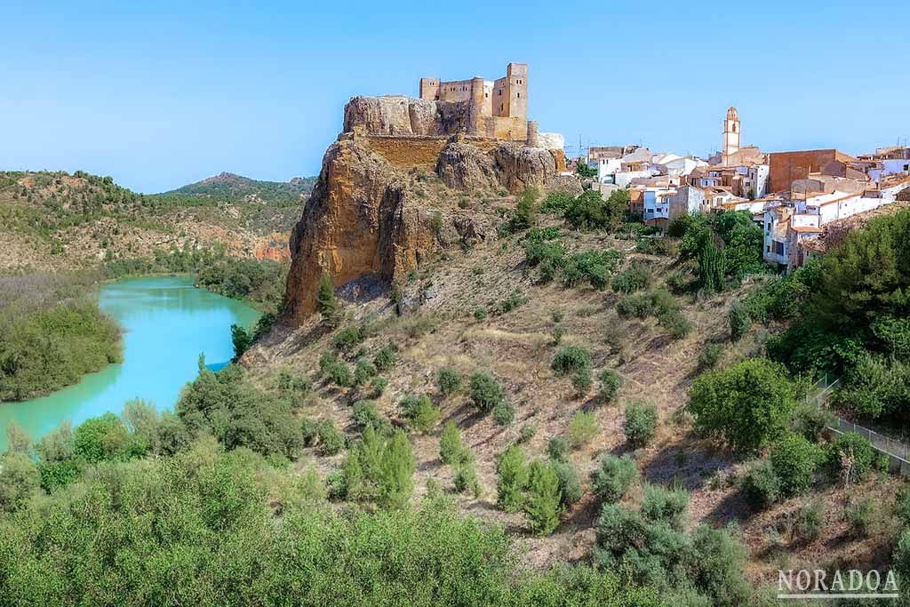 Cofrentes, uno de los pueblos más bonitos de la provincia de Valencia