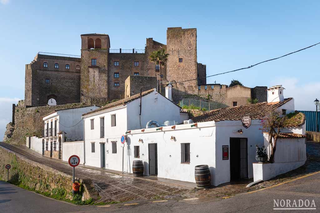 Castillo de Castellar, uno de los pueblos más bonitos de Cádiz