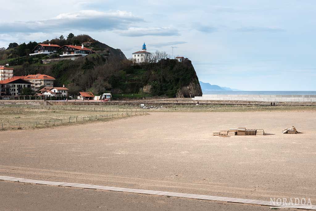 Playa de Santiago en Zumaia