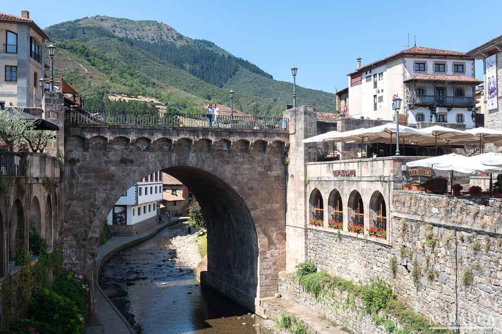 Potes es la entrada a los Picos de Europa