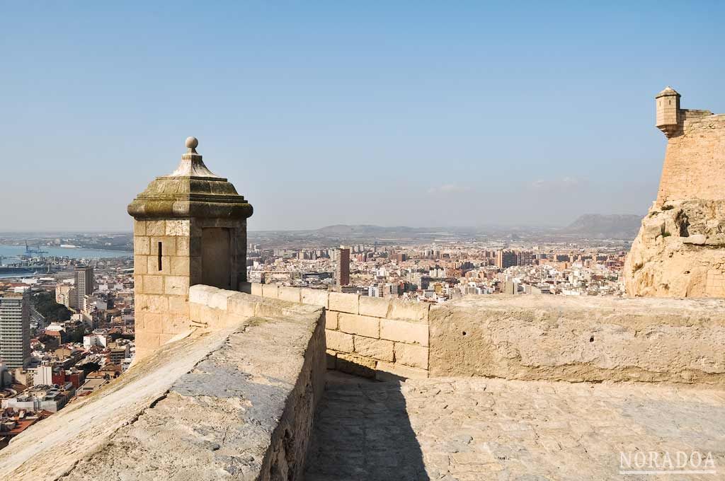 Castillo de Santa Bárbara en Alicante