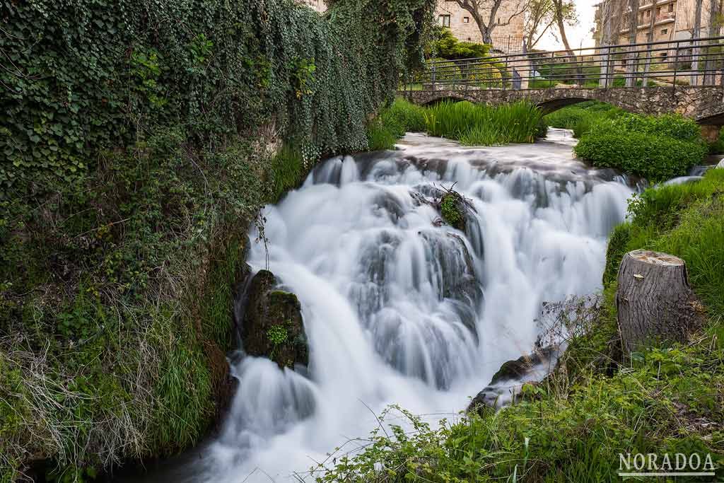 Cascadas del río Cifuentes en Trillo, Guadalajara