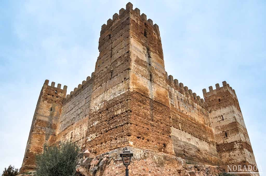 Castillo de Burgalimar en Baños de la Encina, Jaén