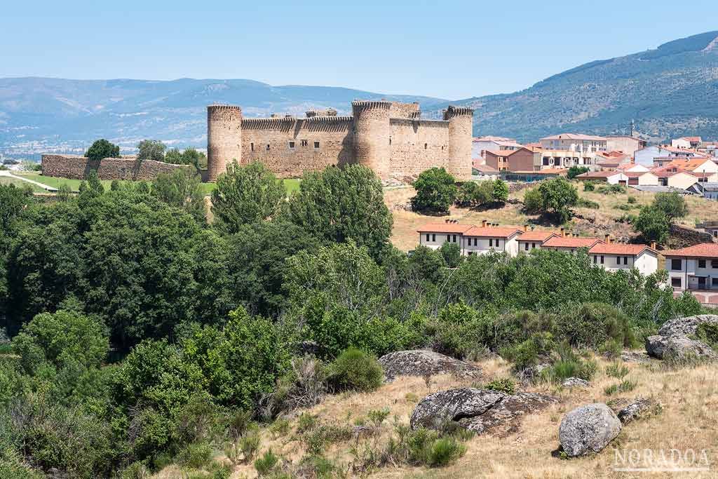 Castillo de Valdecorneja en El Barco de Ávila, Ávila