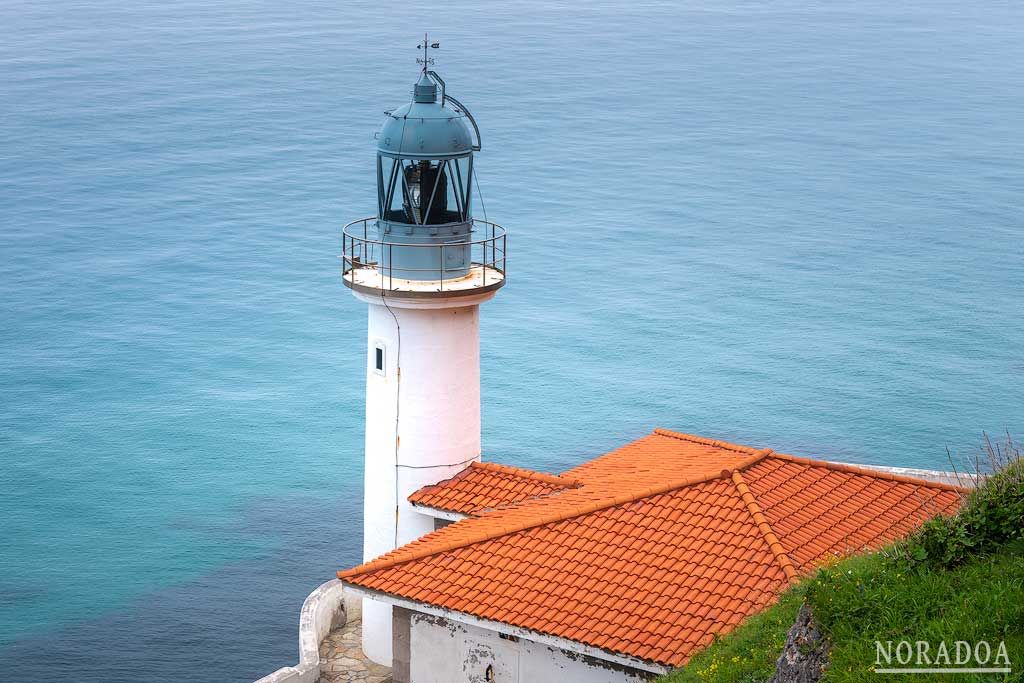 Faro del Pescador en Santoña