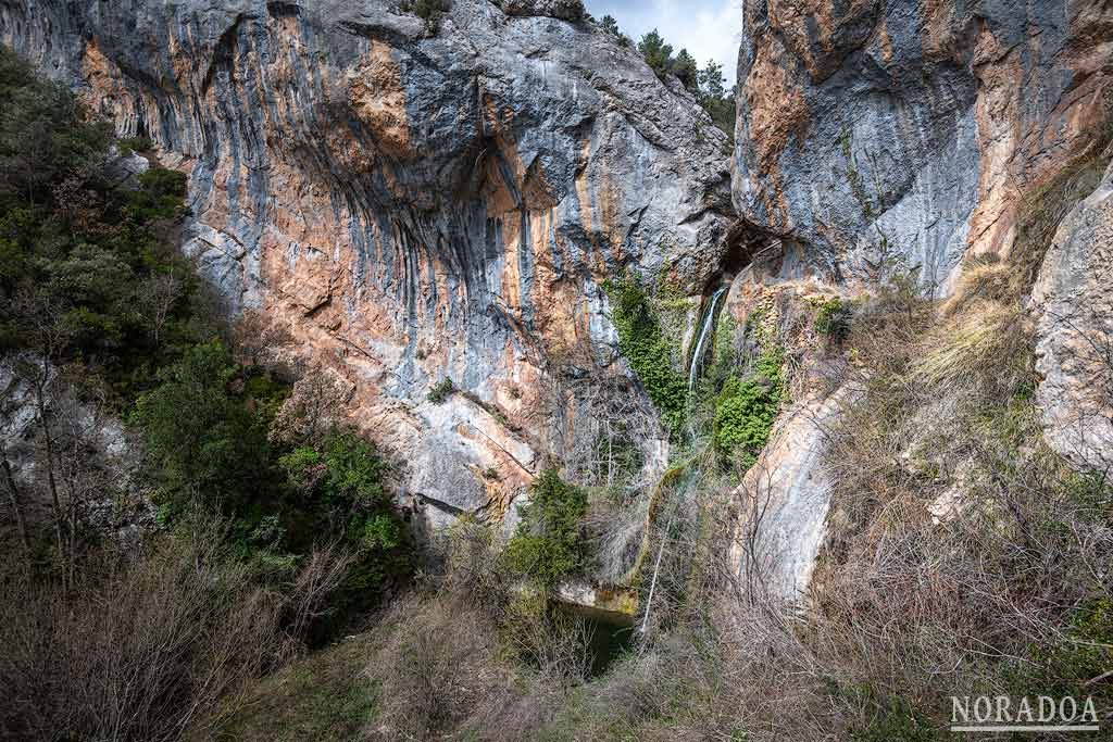 Cascada de Tartalés de los Montes en Burgos