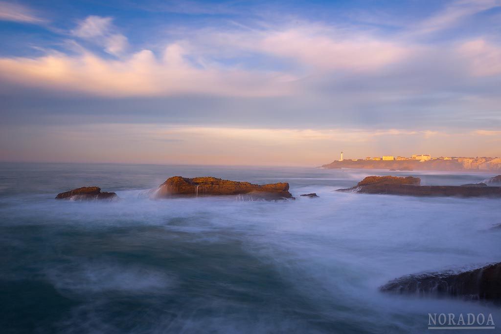 Vistas desde la Roca de la Virgen en Biarritz