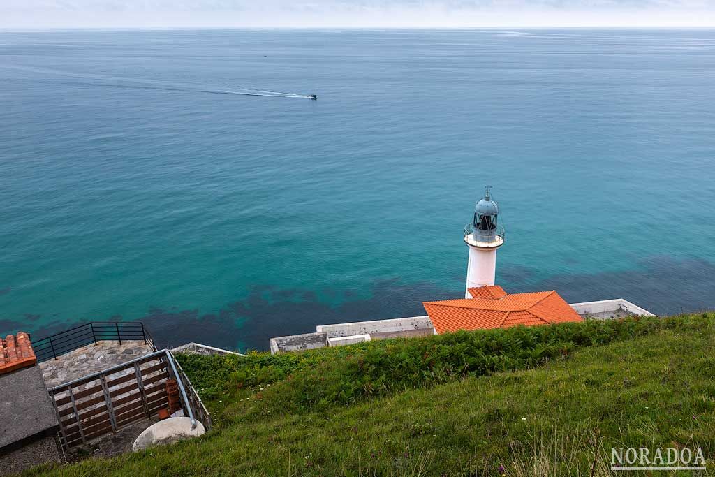 Faro del Pescador en Santoña