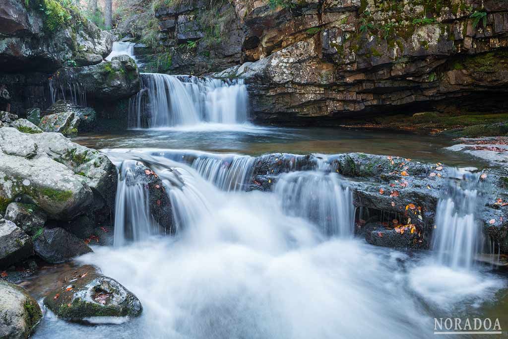 Cascadas de Puente Ra en La Rioja