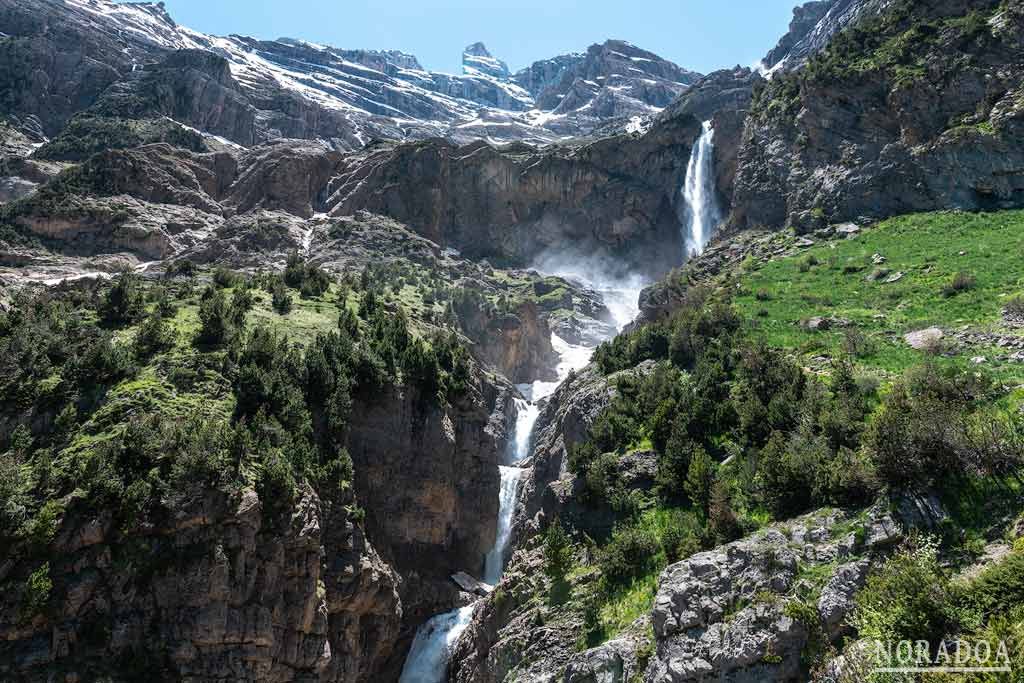 Valle de Pineta en el Parque Nacional de Ordesa y Monte Perdido