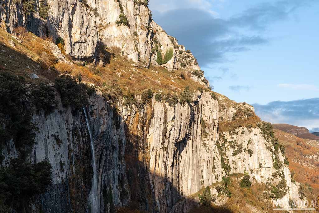 Nacimiento del río Asón en Cantabria