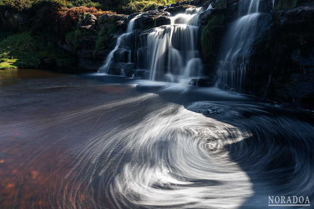 La cascada del Guarguero está en la subida al Puerto Estacas de Trueba