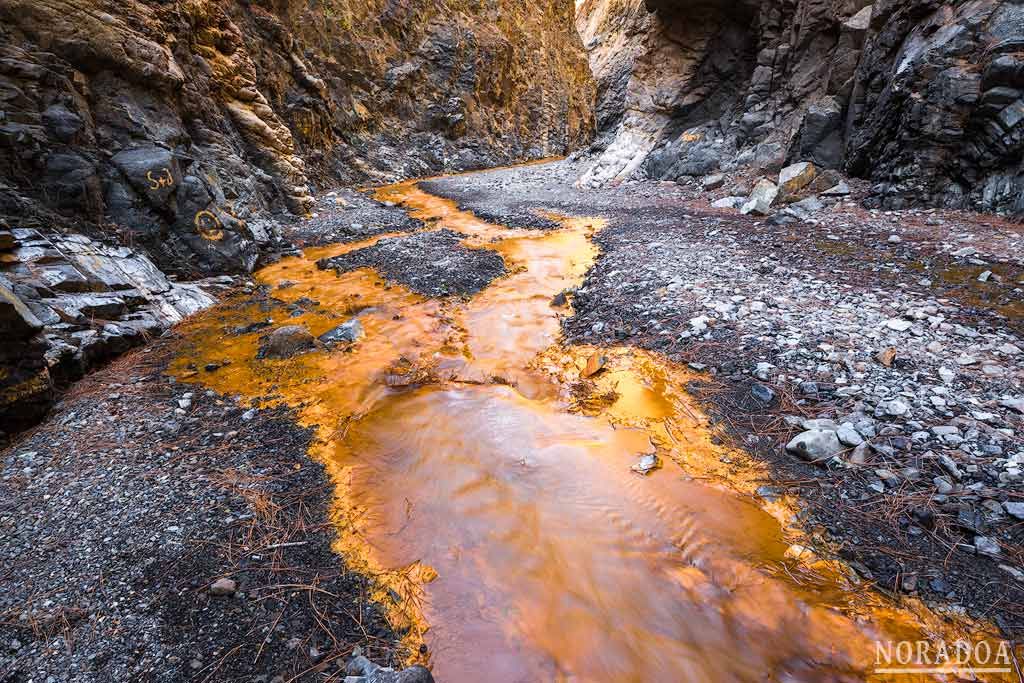 Cascada de Colores en La Palma