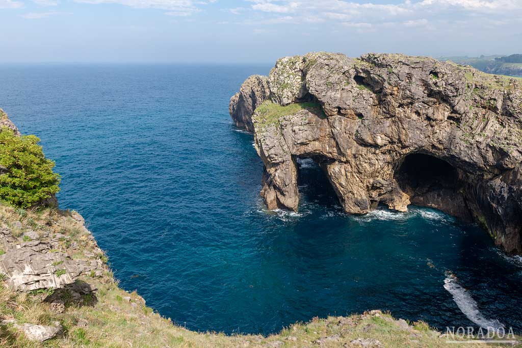 Los acantilados de Borizu son una maravilla natural de la zona de Llanes