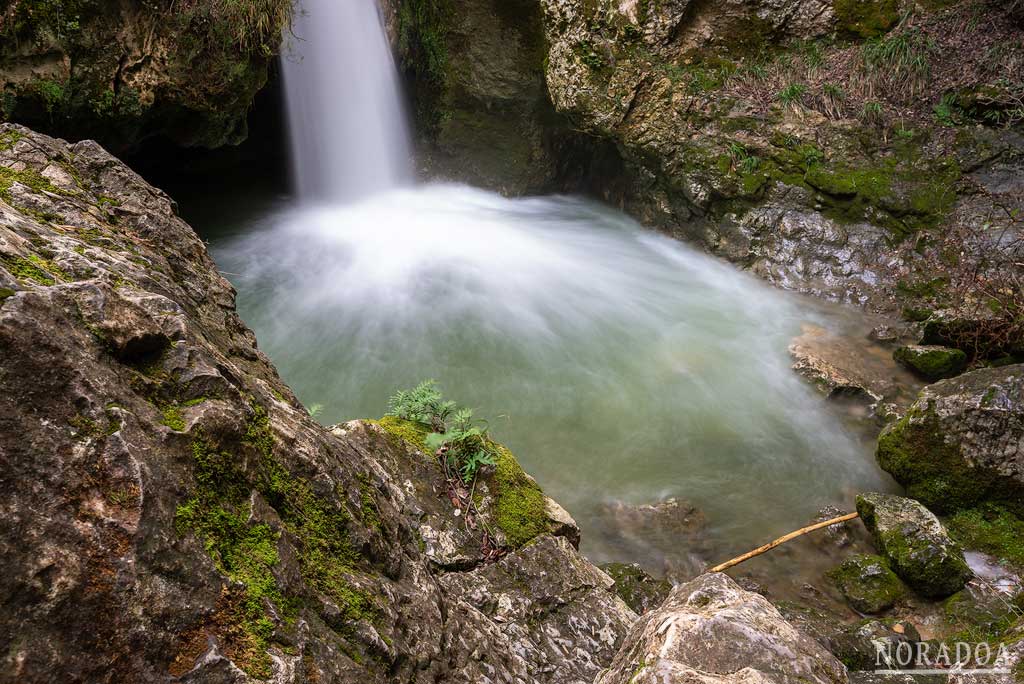 Cascada de Aguaque, muy cerca de Antoñana