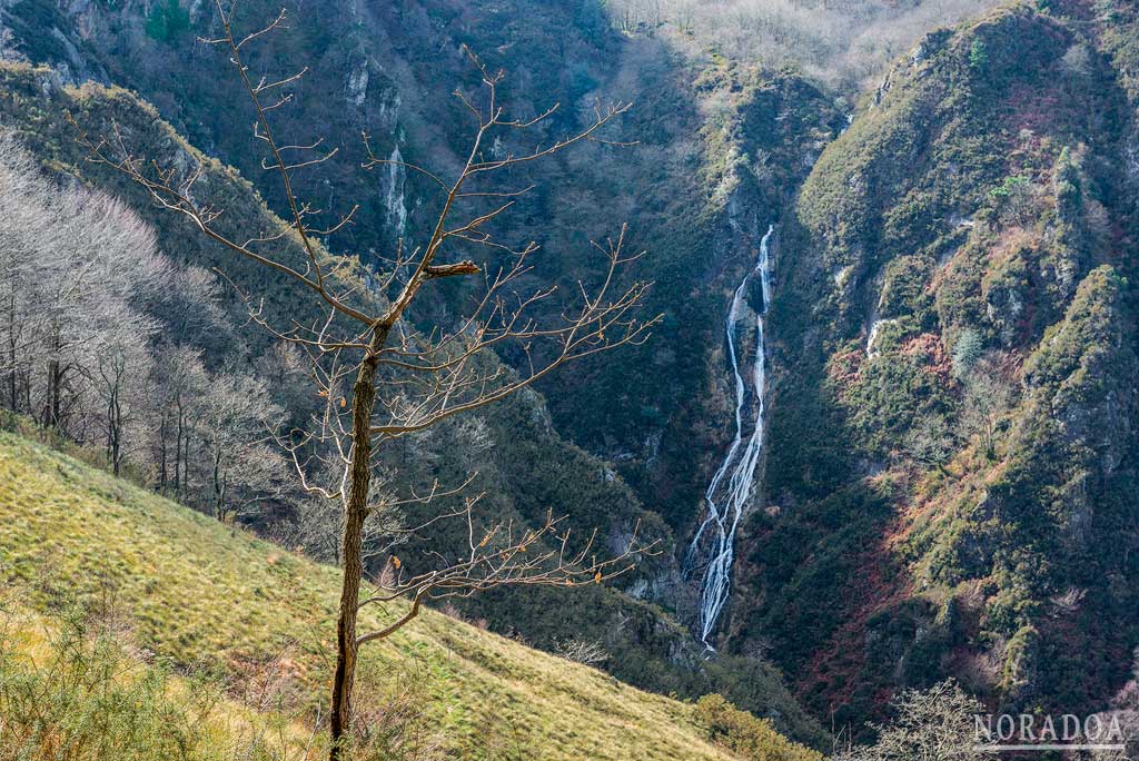 La cascada más alta e impresionante de España se encuentra en Euskadi