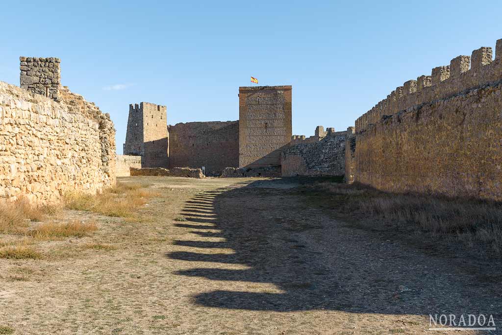 El castillo de Gormaz es una fortaleza de origen musulmán