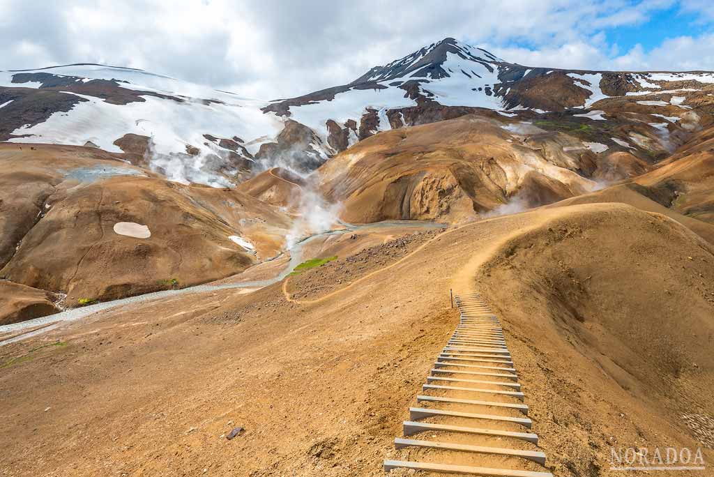 Área geotérmica de Hveradalir, una joya natural en el interior de Islandia