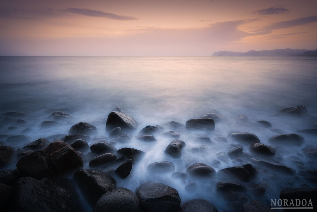 Playa de Arribolas en el cabo Matxitxako