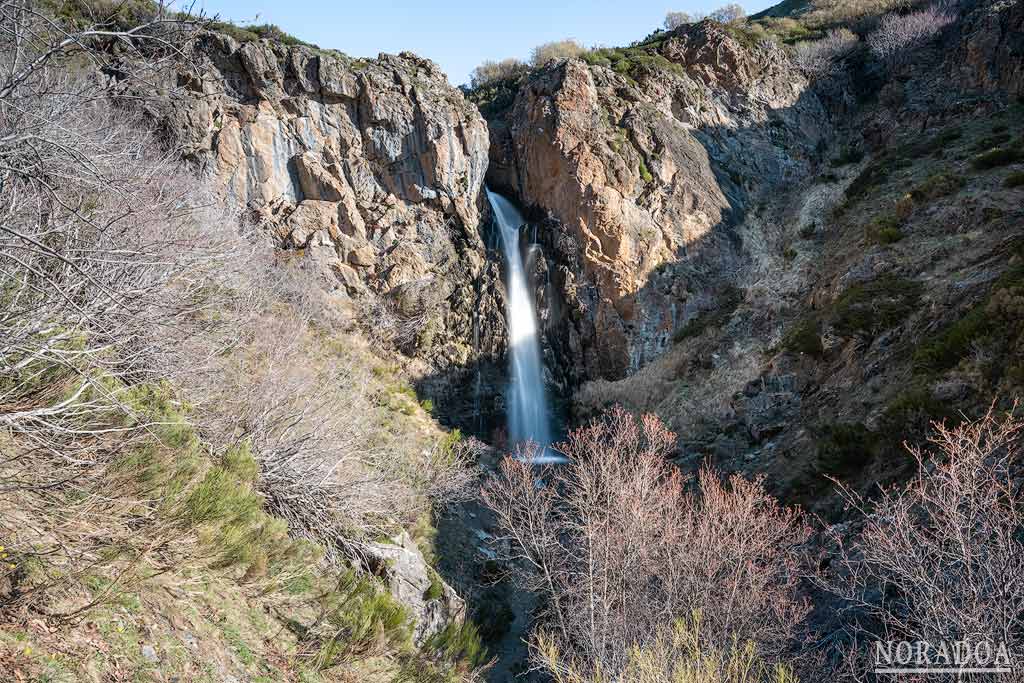 Cascada de Mazobre en la Montaña Palentina