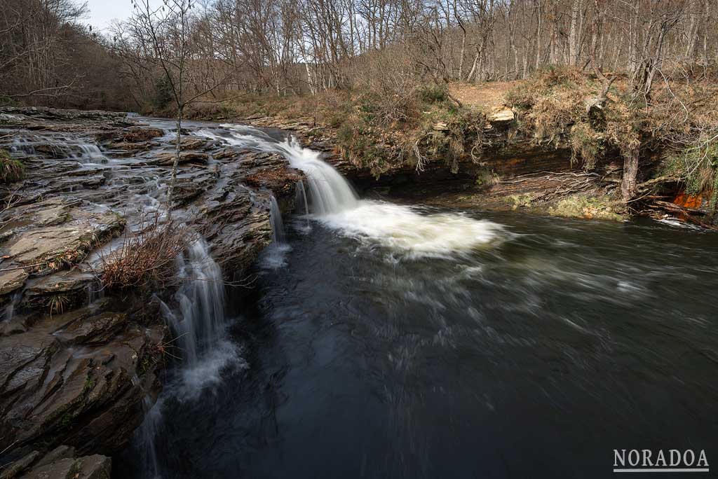 Pozas de Zaldibartxo en la ruta de las cascadas del río Bayas/Baia