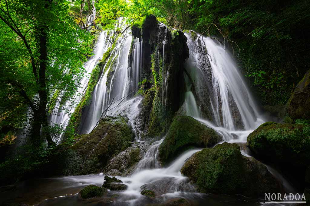 Cascadas del río Corraladas en Altube, Cuadrilla de Gorbeialdea