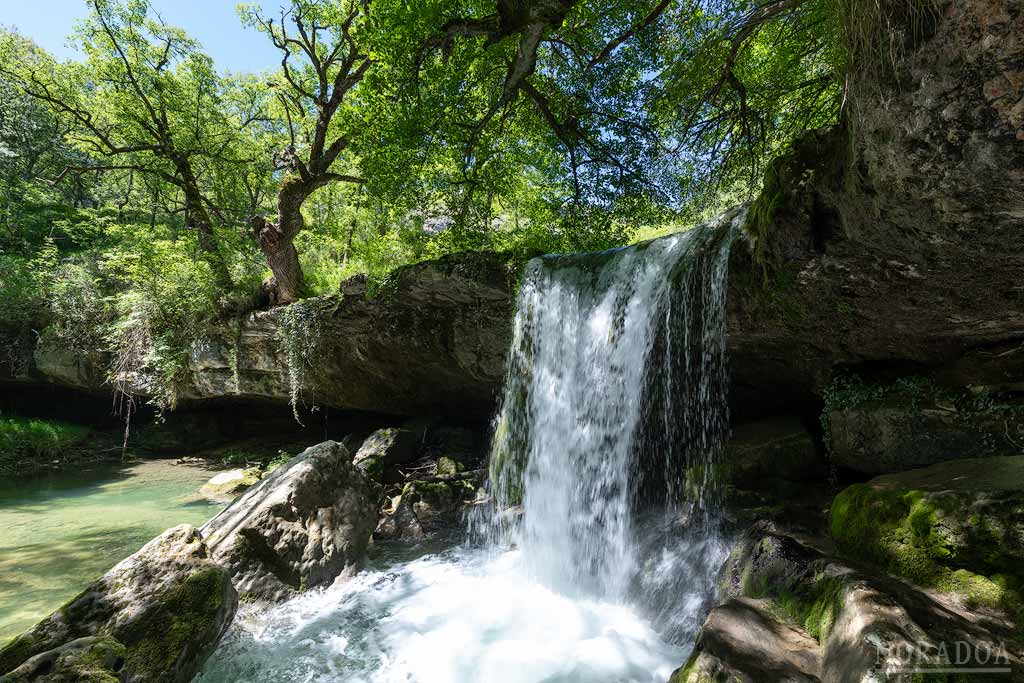 Cascadas de Sáseta en el Condado de Treviño