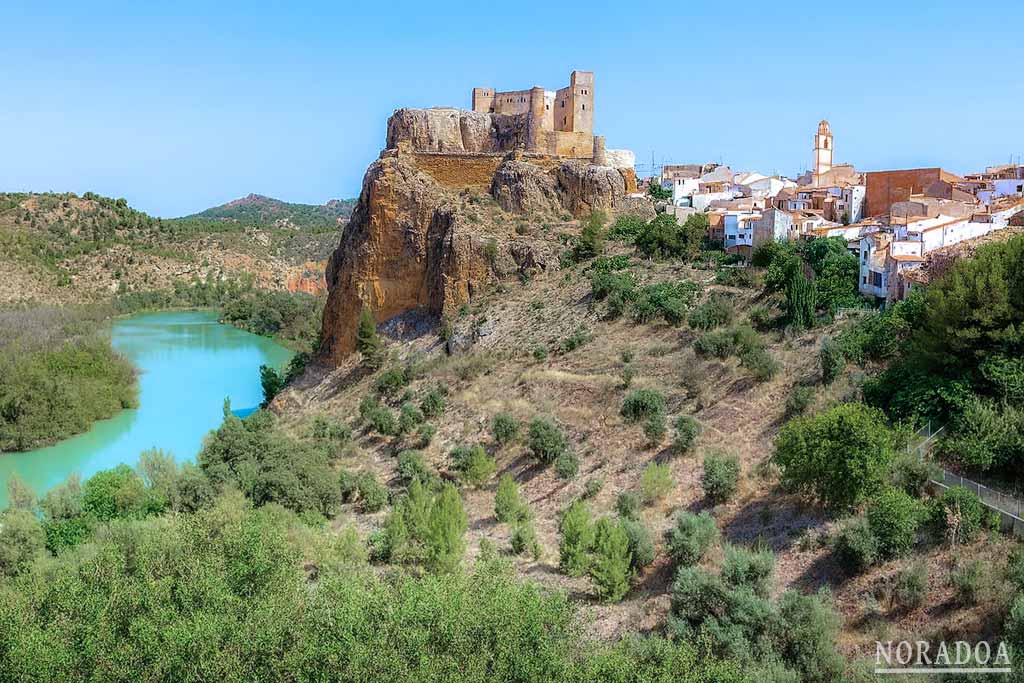 Cofrentes, uno de los pueblos más bonitos de la provincia de Valencia