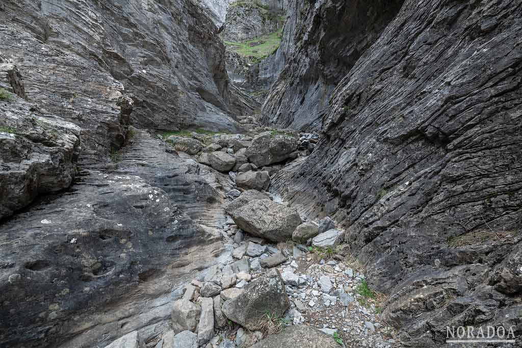 Desfiladero de los Calderones en León
