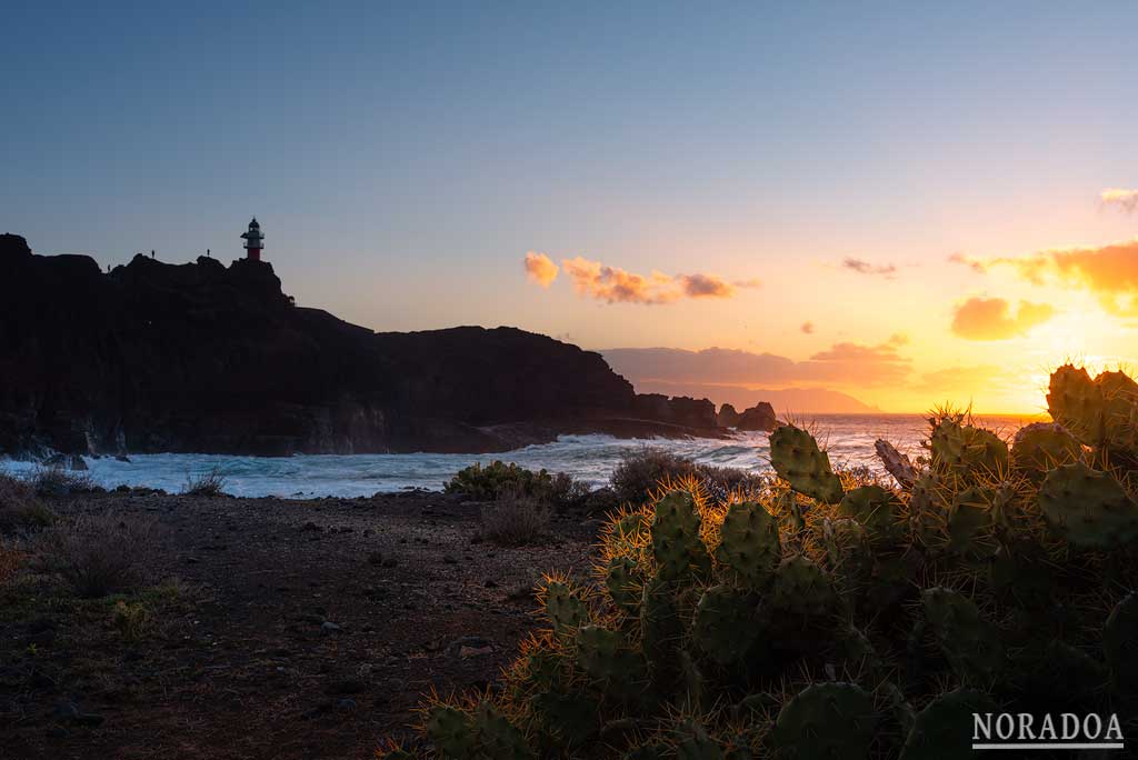 Faro de Punta de Teno