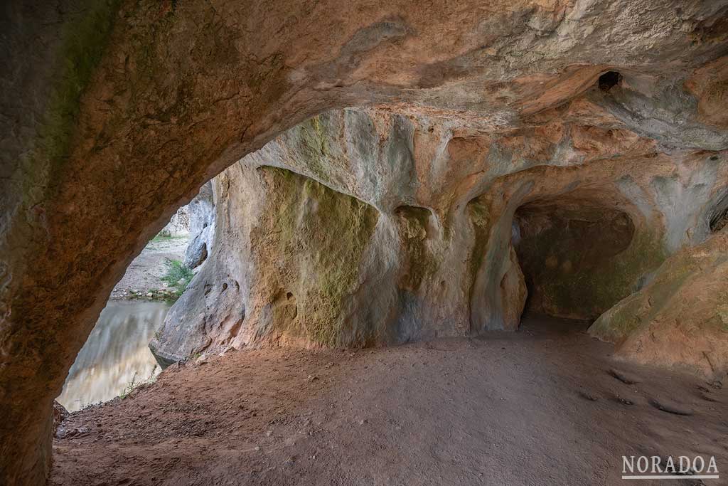 Cueva de la Hoz de Orillares