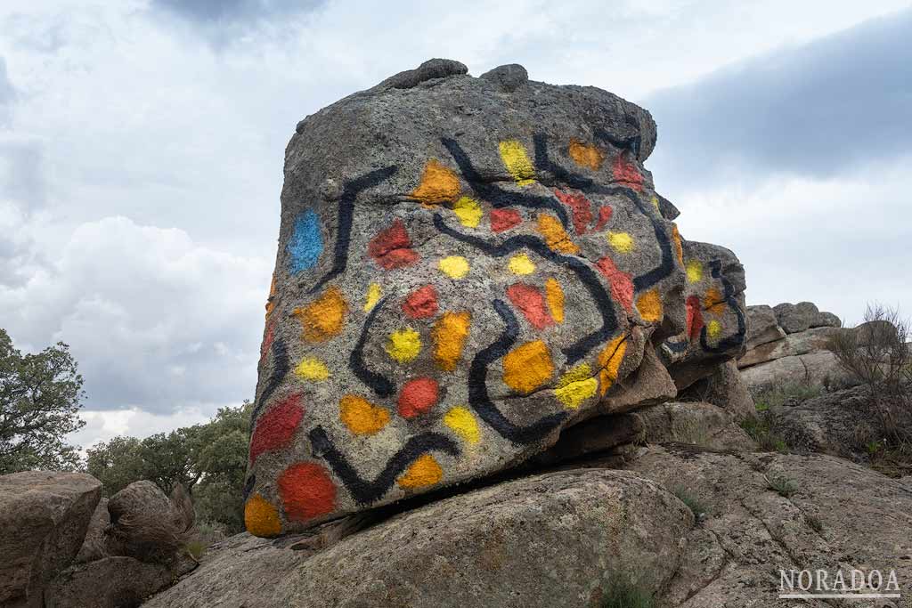 Las Piedras de Garoza, obra de Agustín Ibarrola