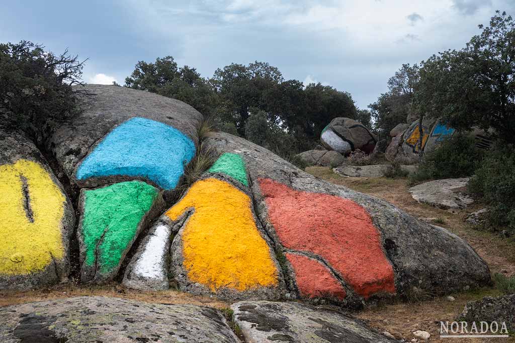 Las Piedras de Garoza, obra de Agustín Ibarrola