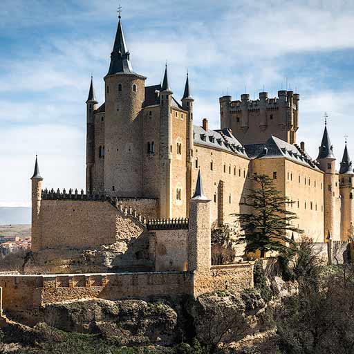 Alcázar de Segovia desde la ruta de los miradores
