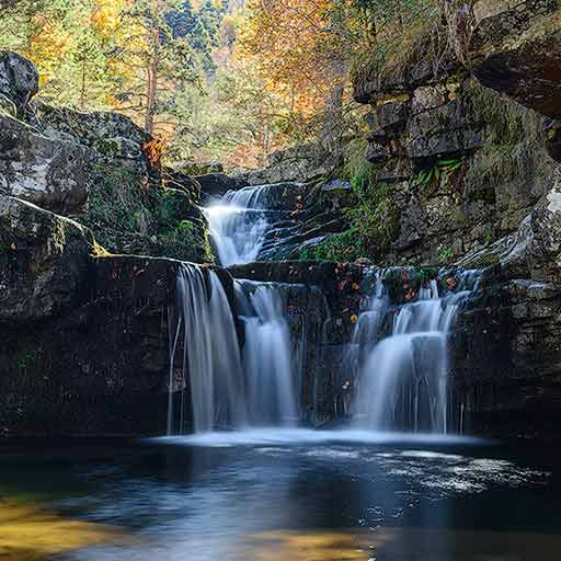 Cascadas de Puente Ra en La Rioja