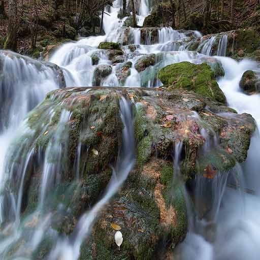 Cascadas de la Tobería en Álava