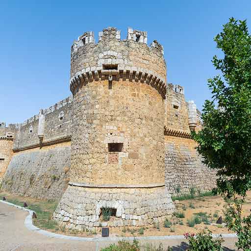 Castillo de Grajal de Campos en León