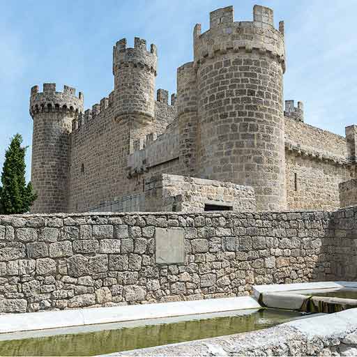 Castillo de Olmillos de Sasamón en Burgos