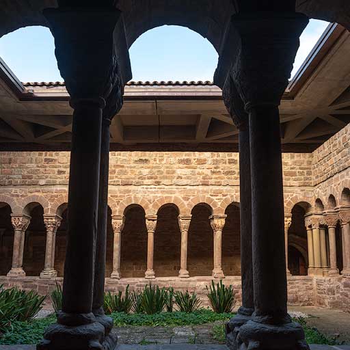 Monasterio de Santa María de L'Estany