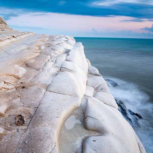 Escalera de los Turcos, el acantilado blanco de Sicilia