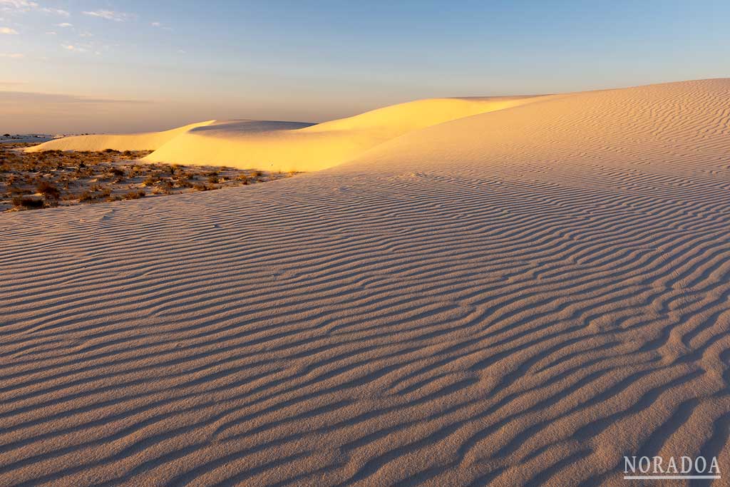 Amanecer en el Parque Nacional White Sands, Nuevo México