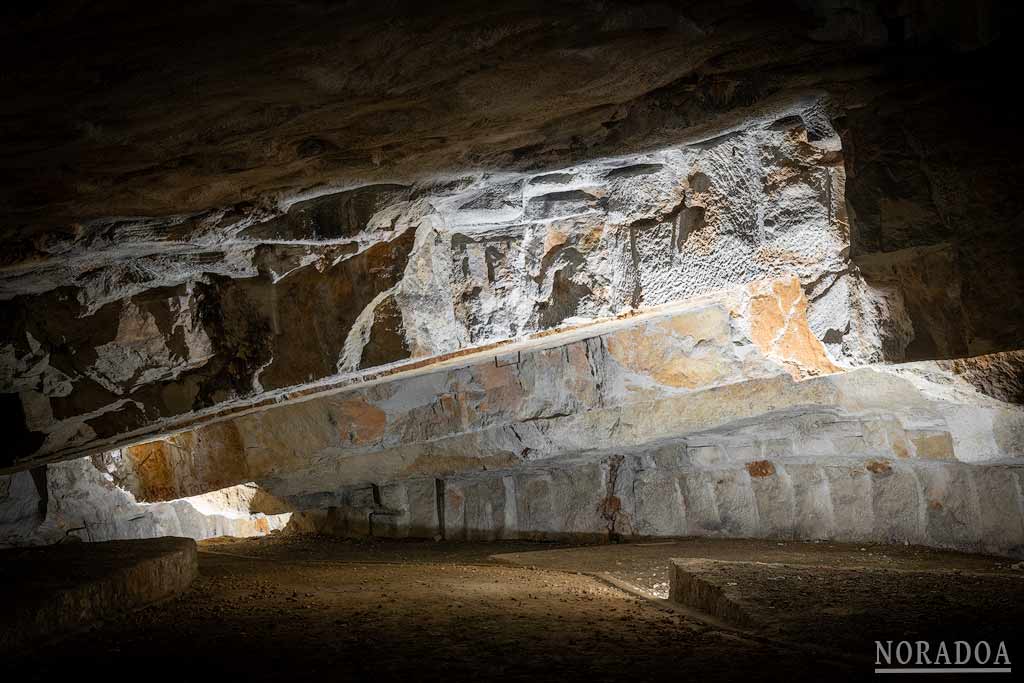 Antiguas canteras de donde se extraía la piedra caliza de Hontoria