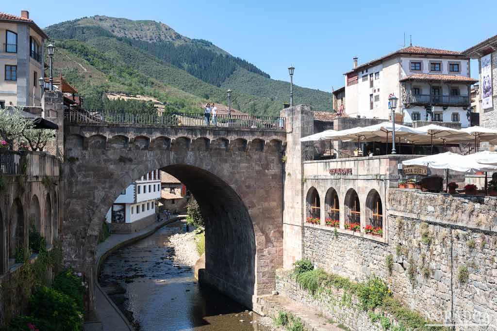 Potes es la entrada a los Picos de Europa
