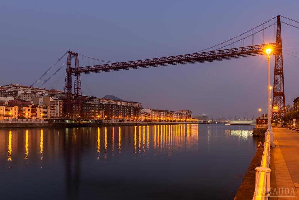 Barrio de Las Arenas al amanecer