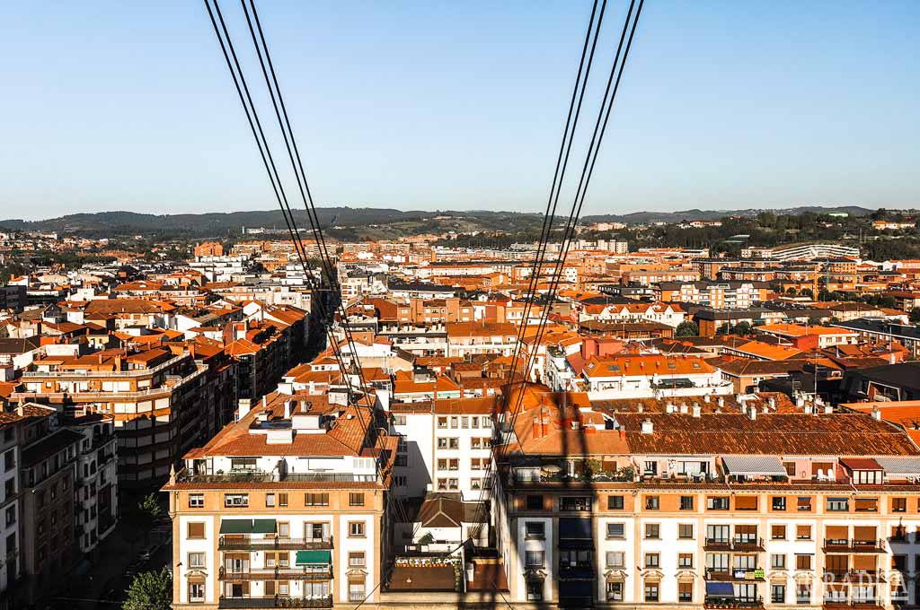 Getxo visto desde la pasarela peatonal