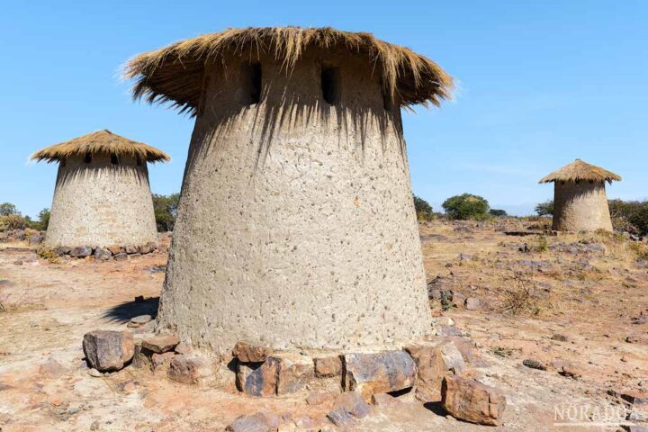 Réplica de los antiguos graneros del imperio inca